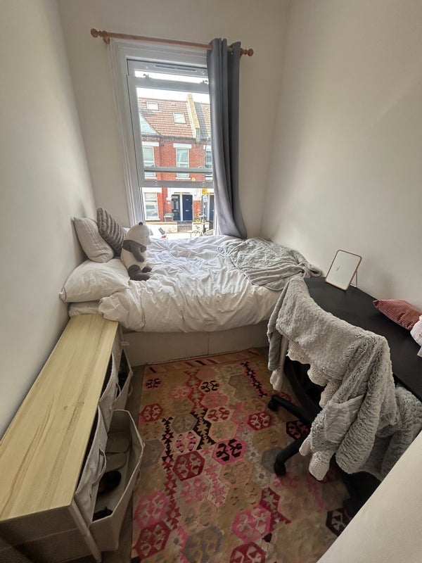 Room Lambrook Terrace in Greater London