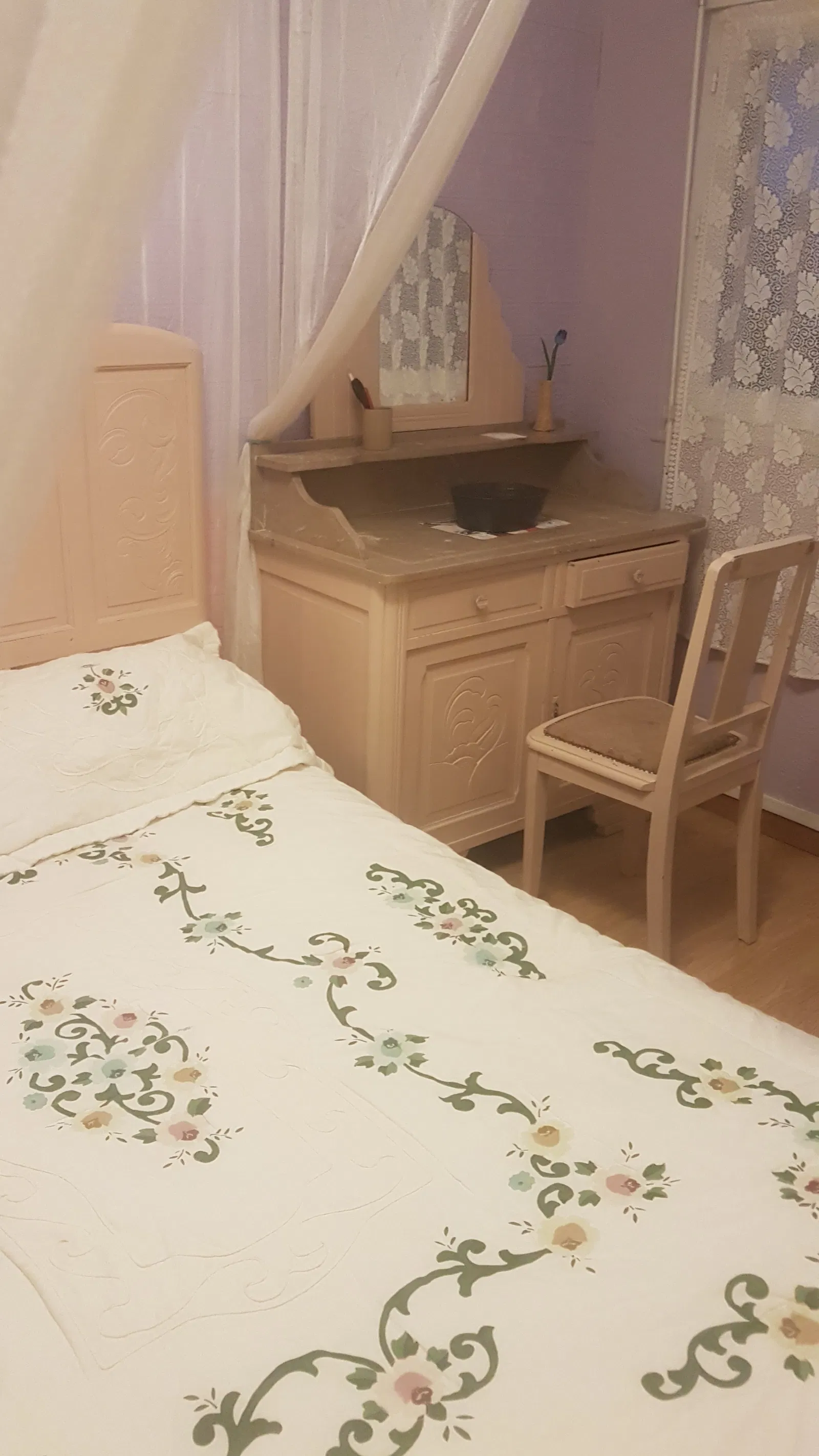 Room Rue Bicon in Antibes