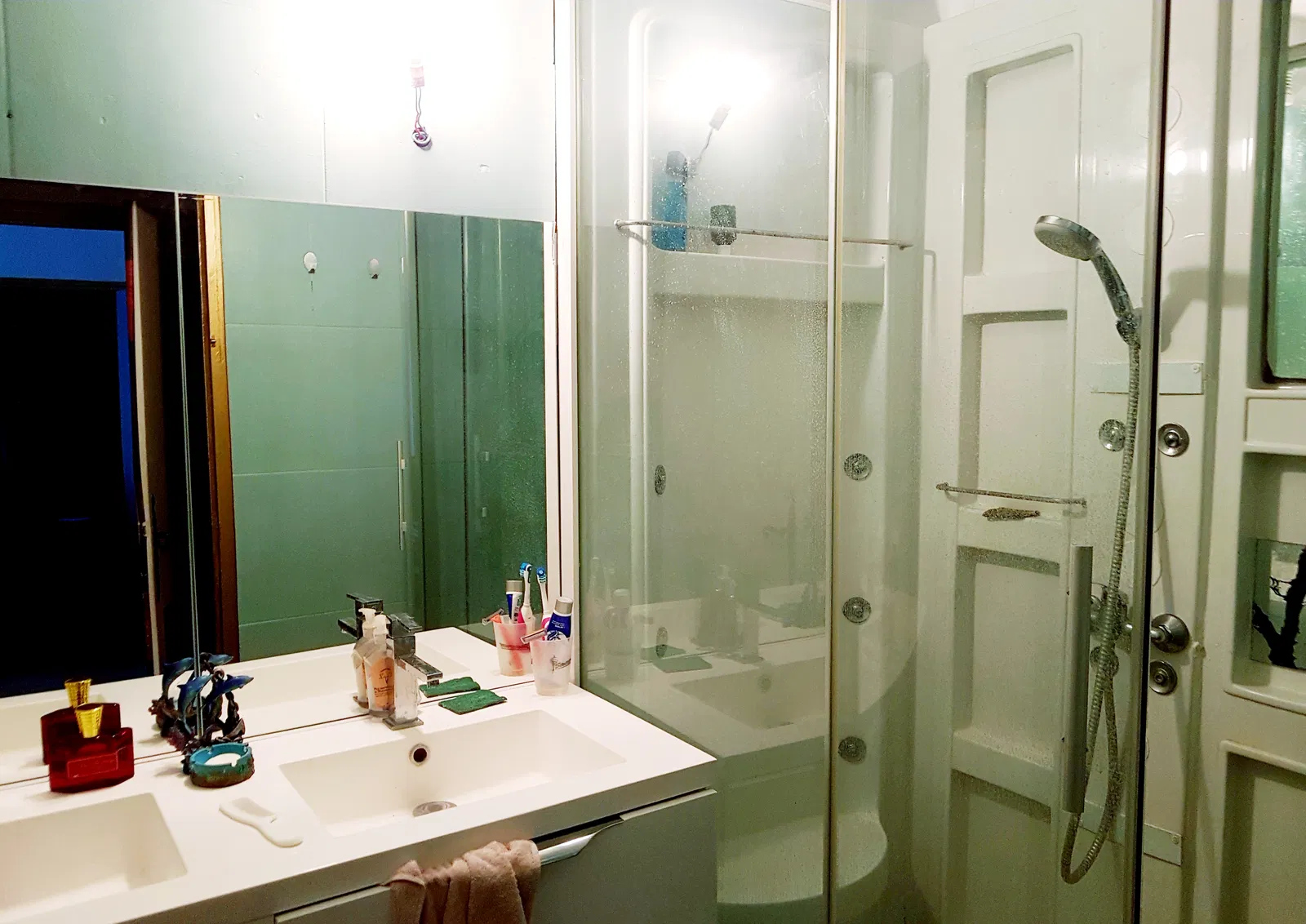 Room Rue Bicon in Antibes
