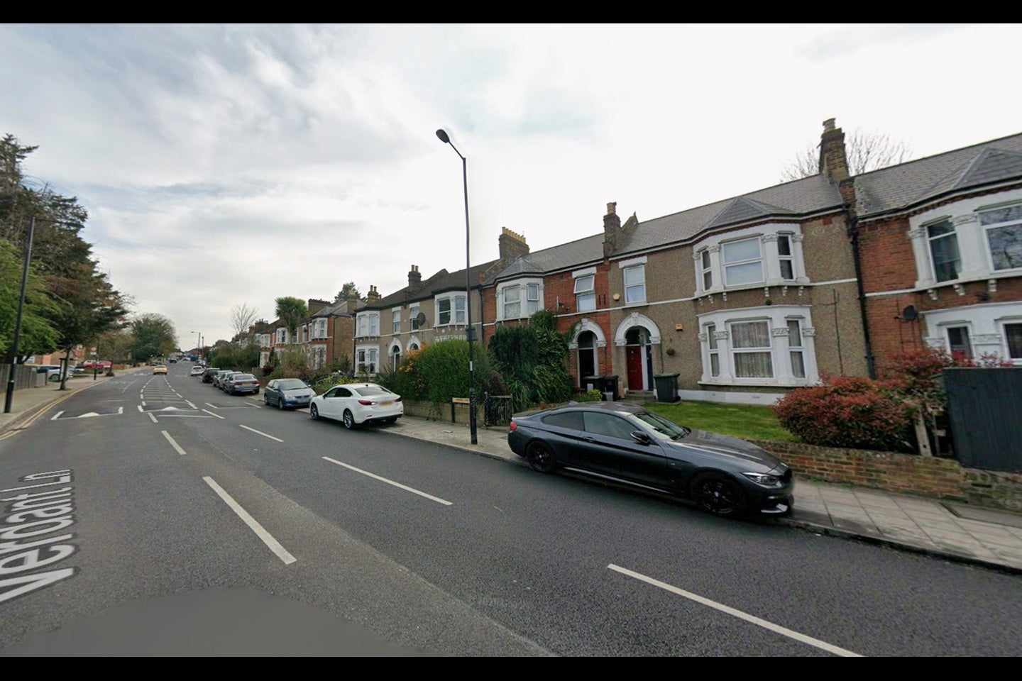 Flat Verdant Lane in Greater London