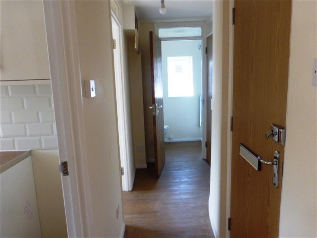 Flat George Street in Higham Ferrers