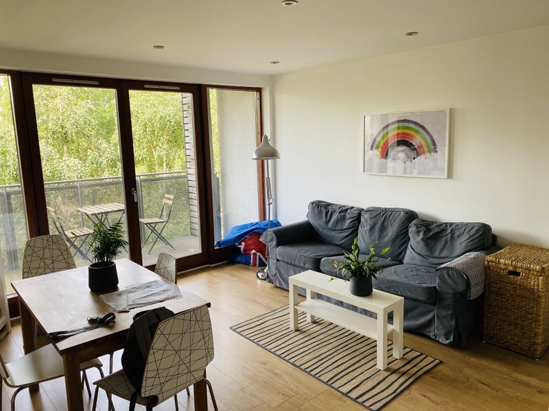 Room Adler Street in Greater London