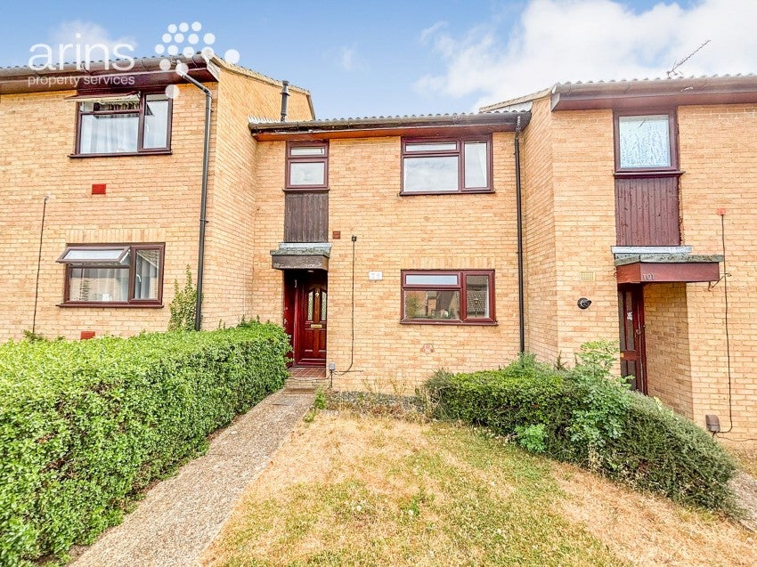 House Fleetham Gardens in Earley