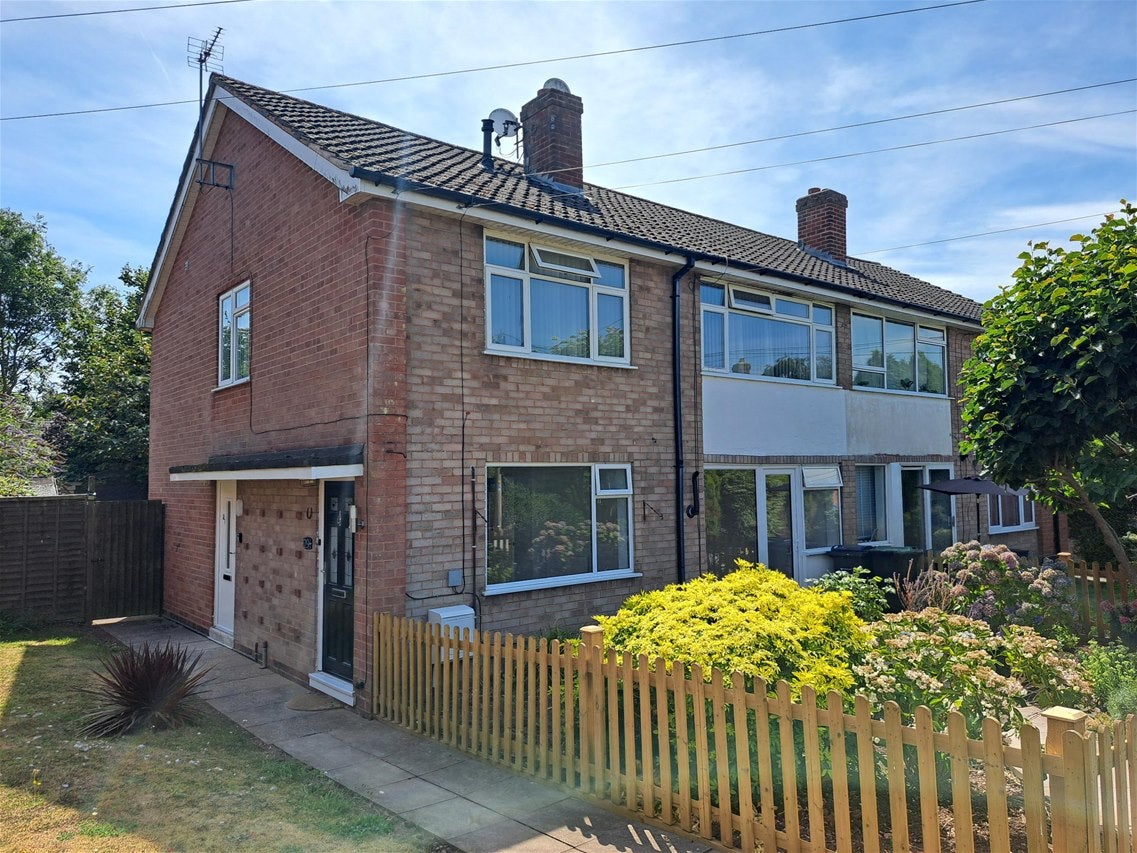 Flat Rednall Drive in Birmingham