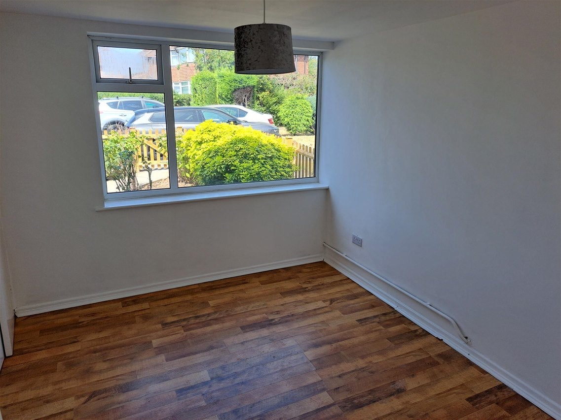 Flat Rednall Drive in Birmingham