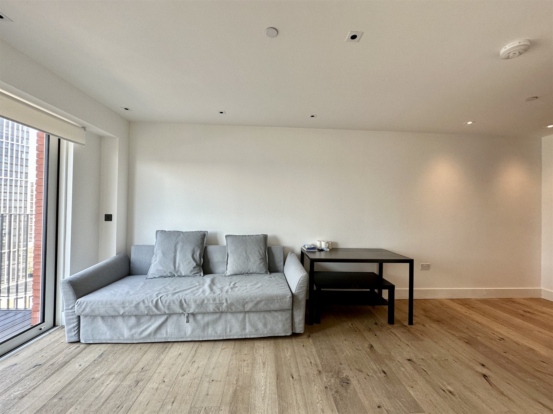 Flat Exchange Gardens in Greater London