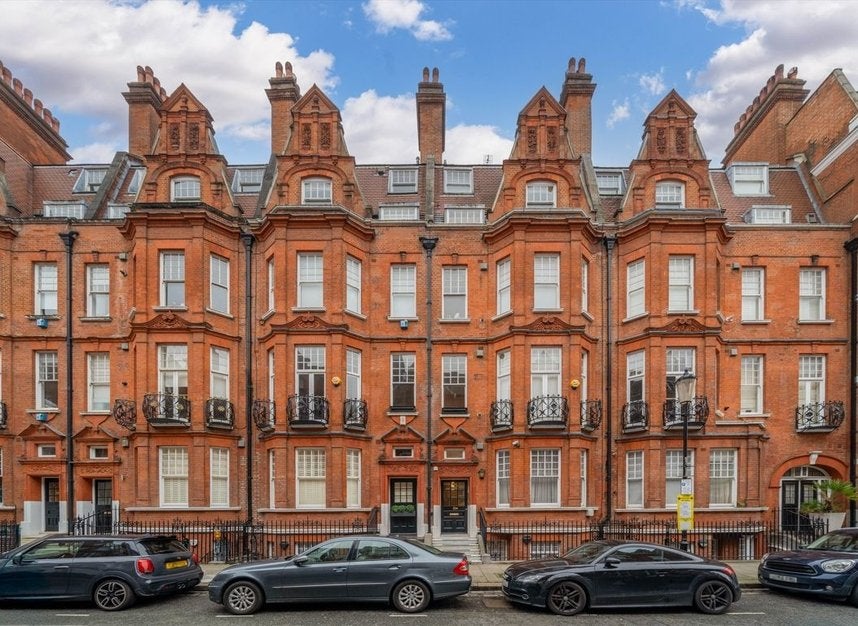 Flat Culford Gardens in Greater London