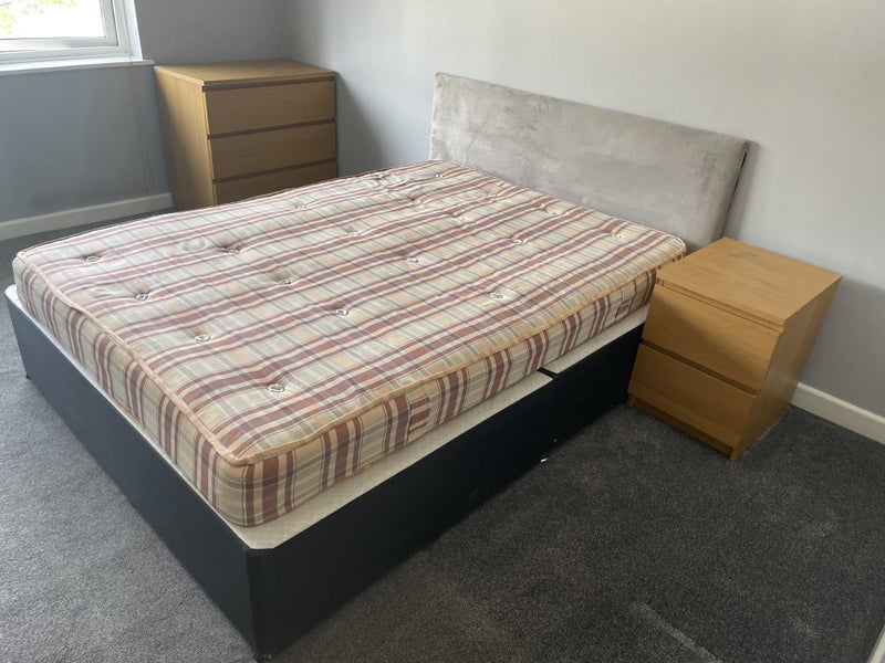 Room Exmoor Close in Chelmsford