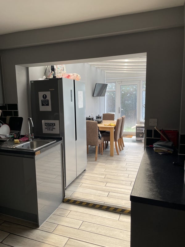 Room Exmoor Close in Chelmsford