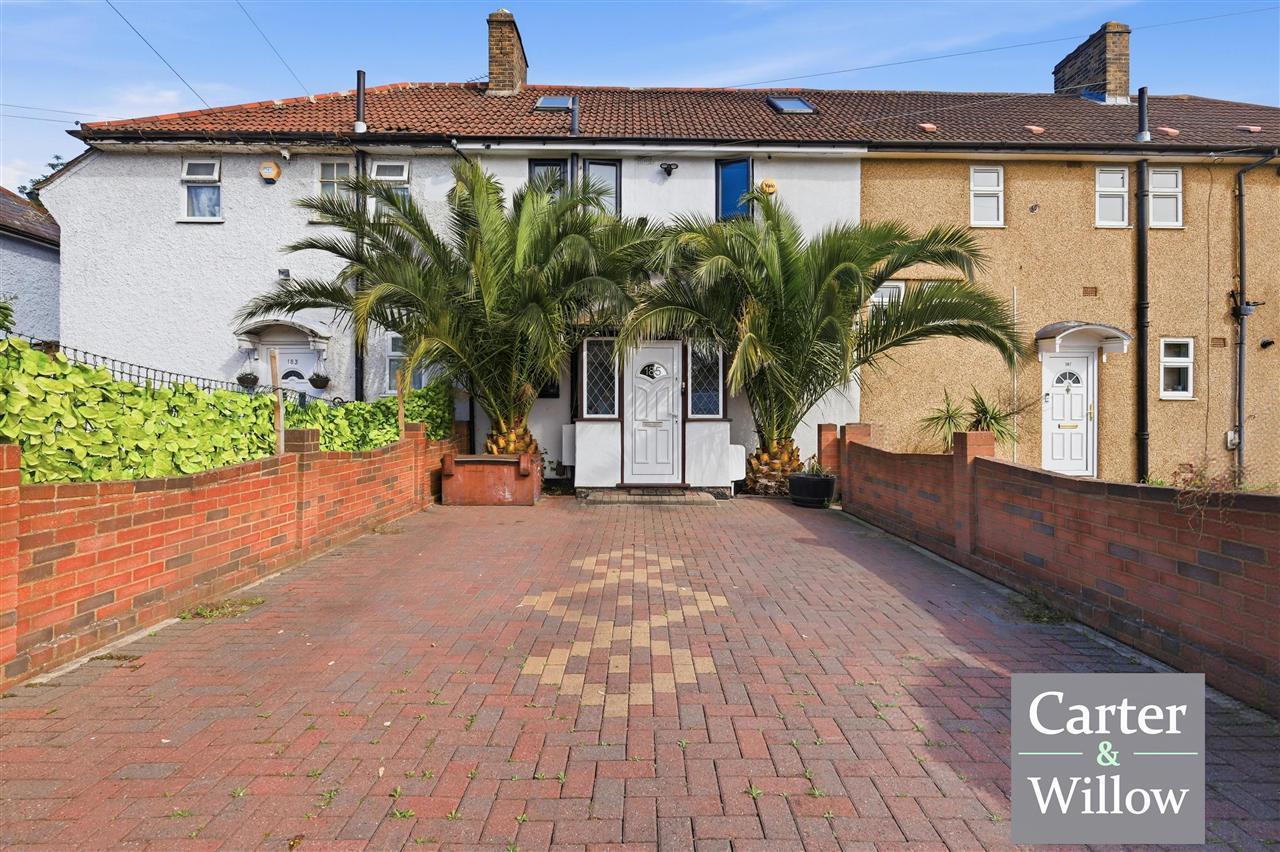 House Bennett's Castle Lane in Greater London