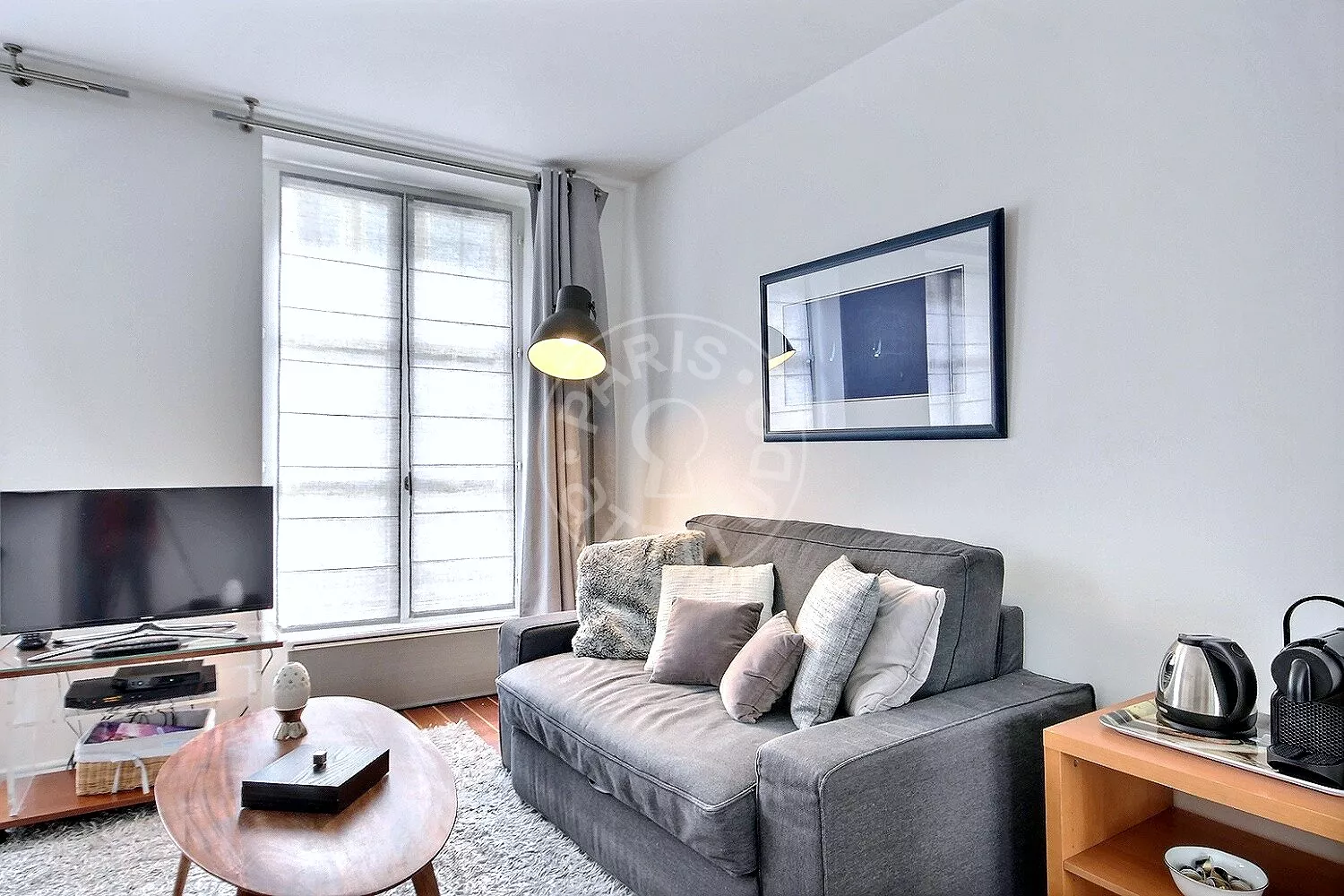 Appartement Rue Bayard à Paris