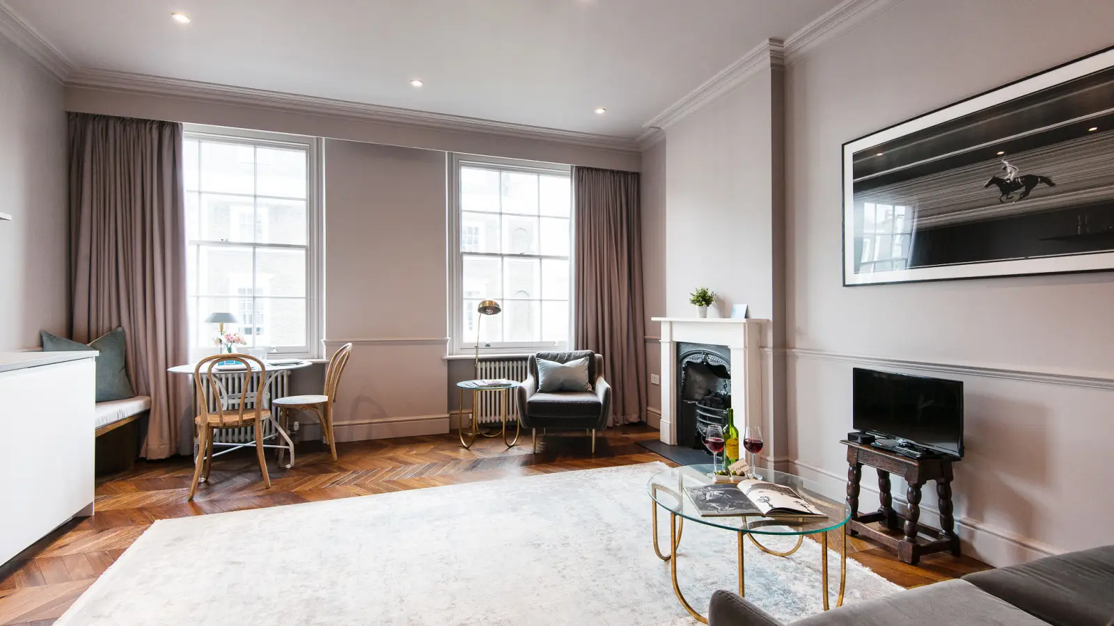 Flat Toynbee Street in Greater London