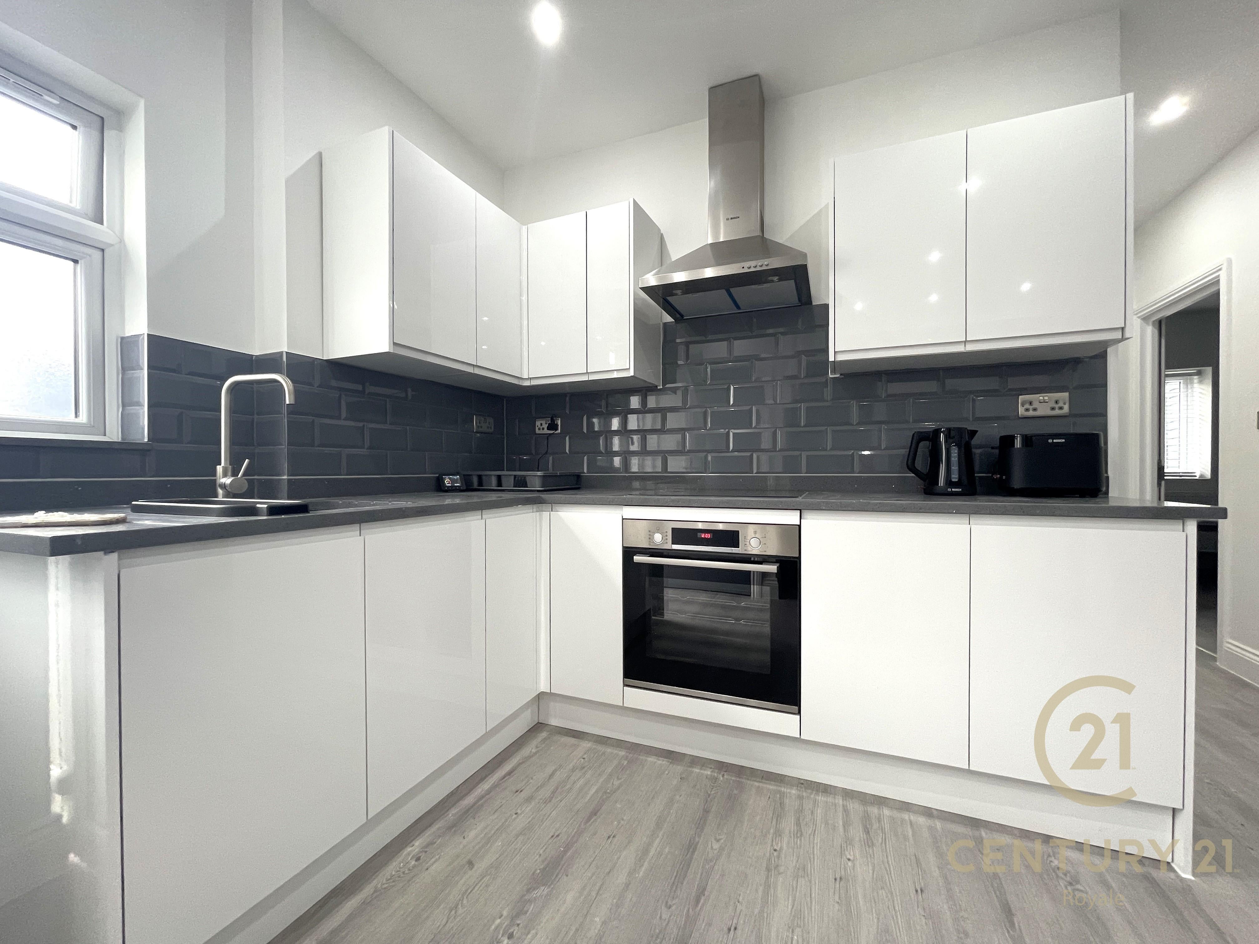 Room Hill Crescent in Greater London