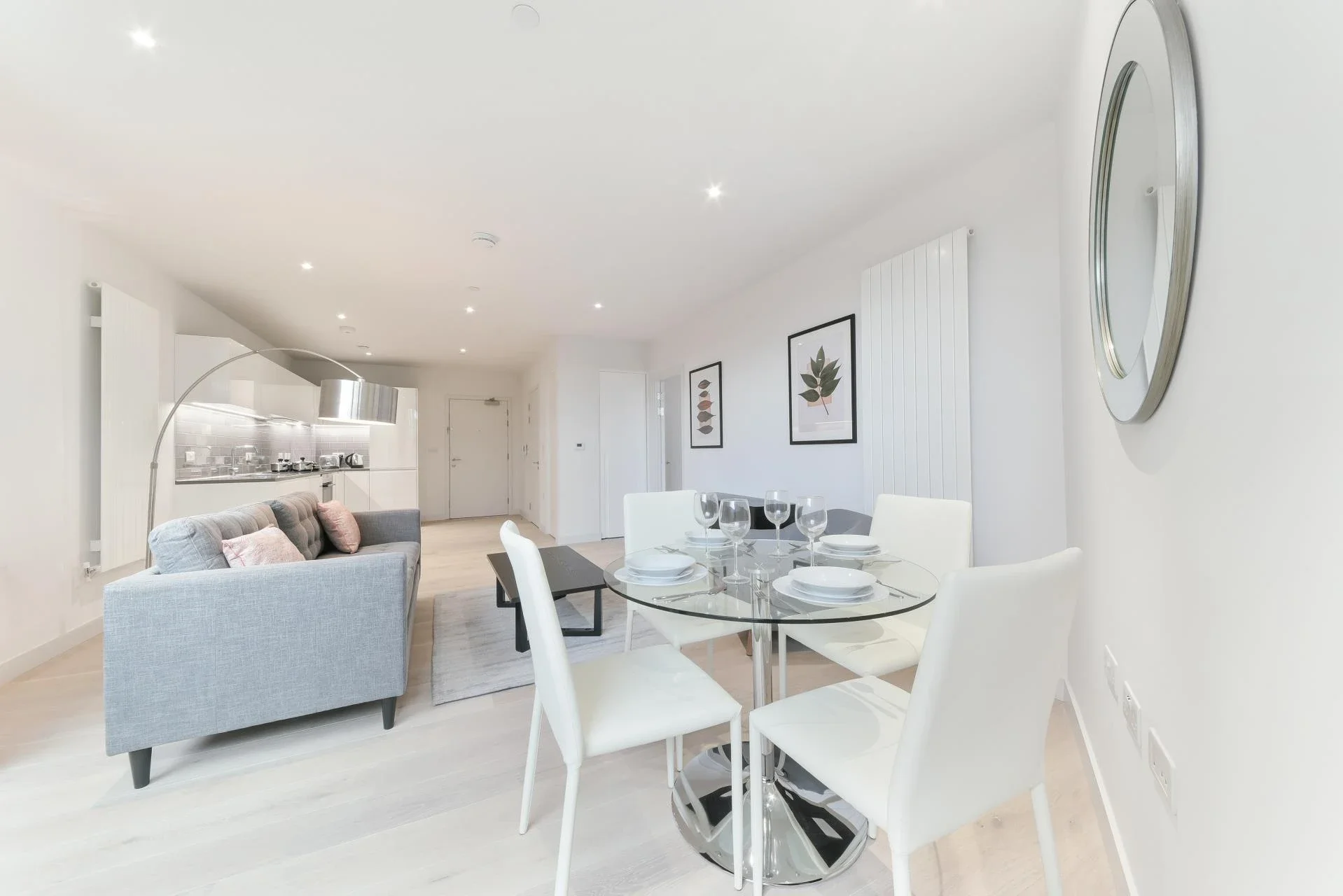 Flat Starboard Way in Greater London