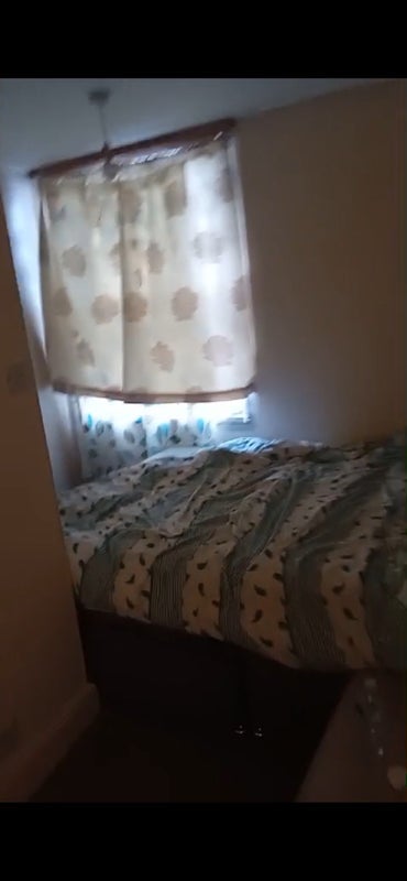 Room High Street in Greater London