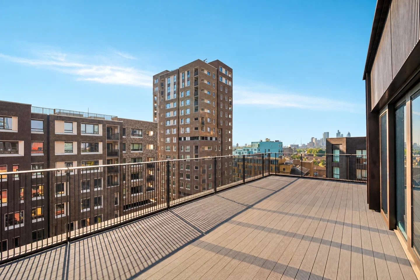 Flat Sayer Street in Greater London