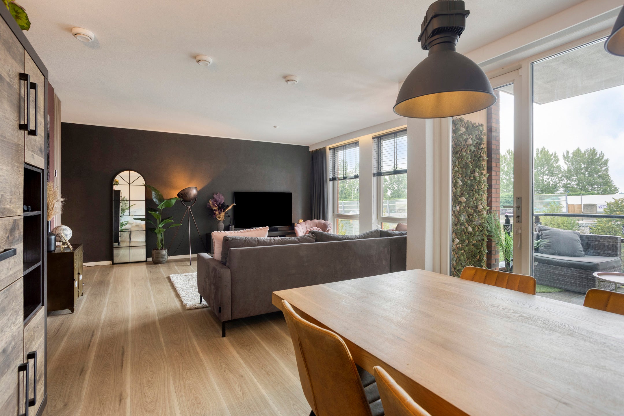 Appartement te koop: Conradwerf 88, Zaandam