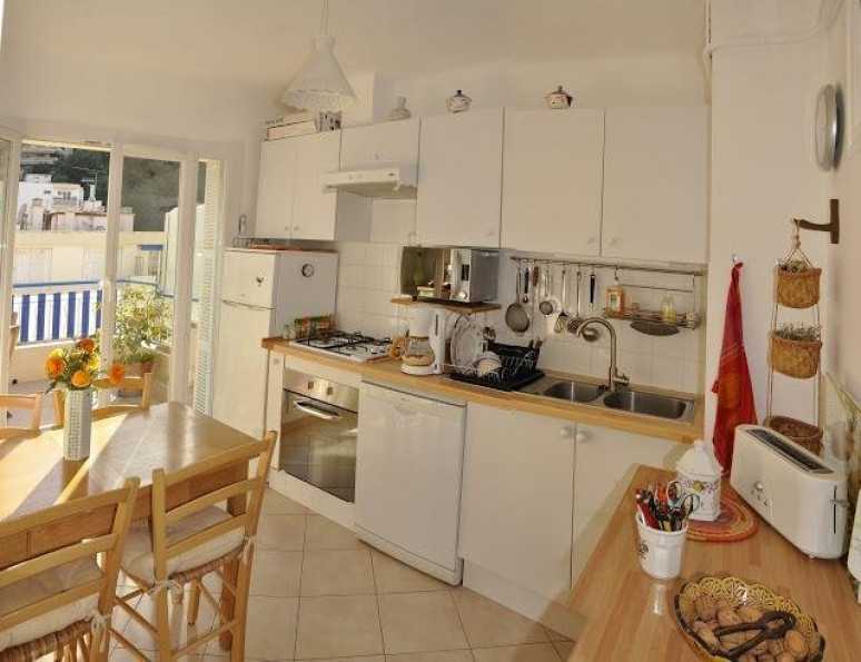 Flat Rue Jean Canavese in Nice
