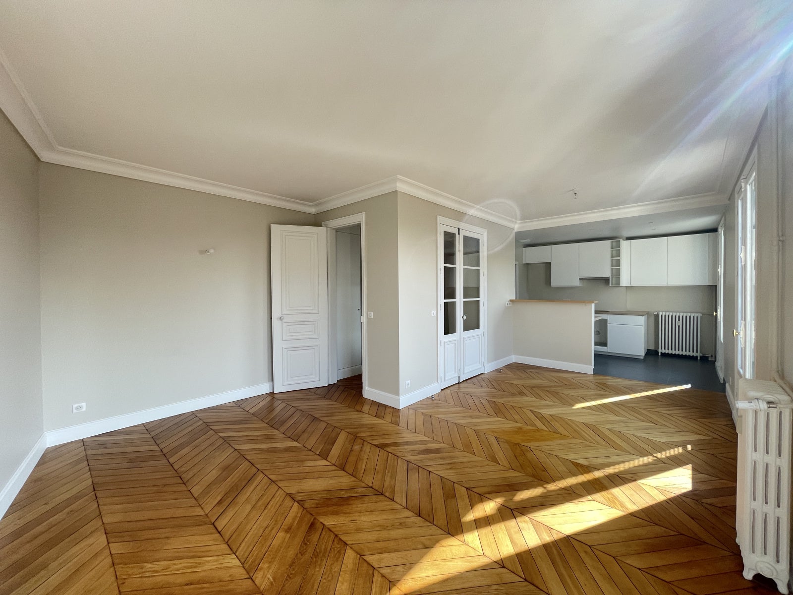 Flat Rue Victor Massé in Paris