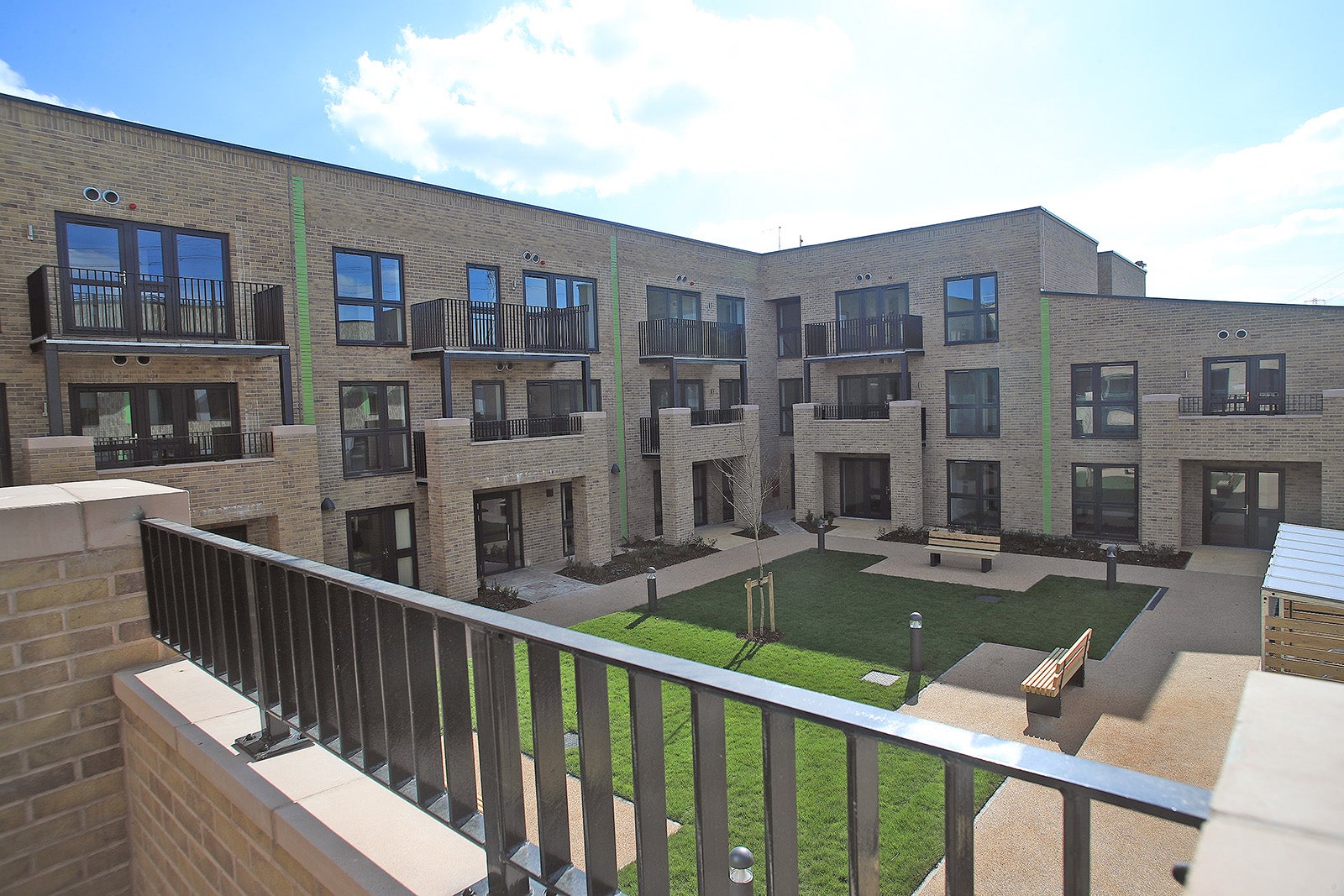 Flat Stapleton Road in Bristol