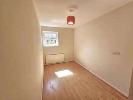 Flat Hunsbarrow Road in Northampton