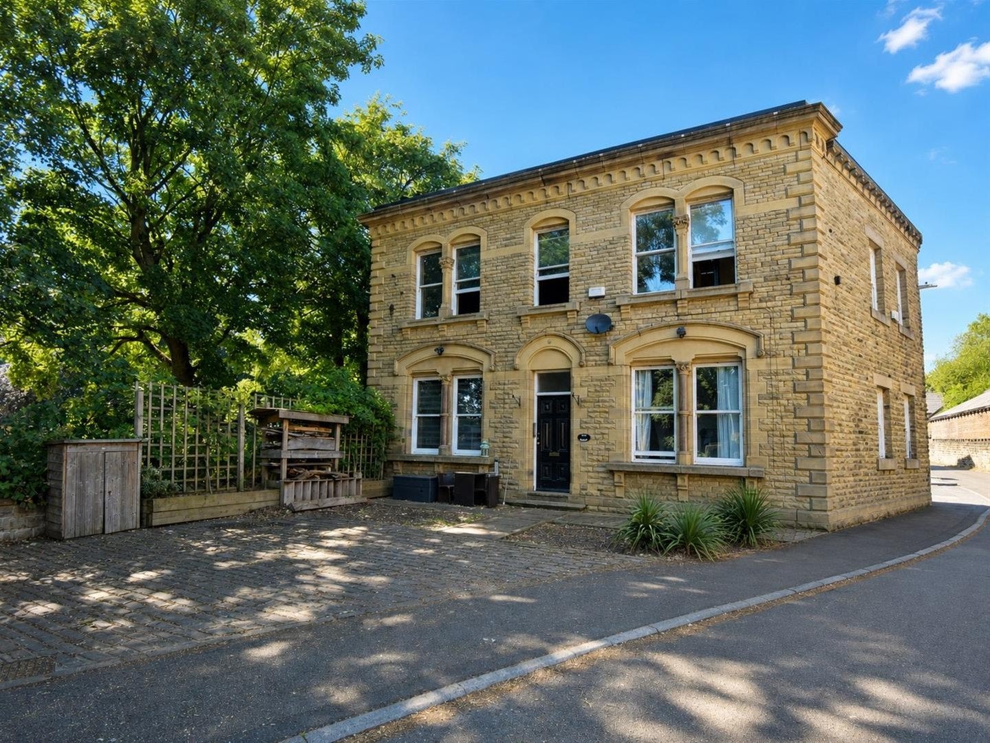 Flat Park Road in Kirklees