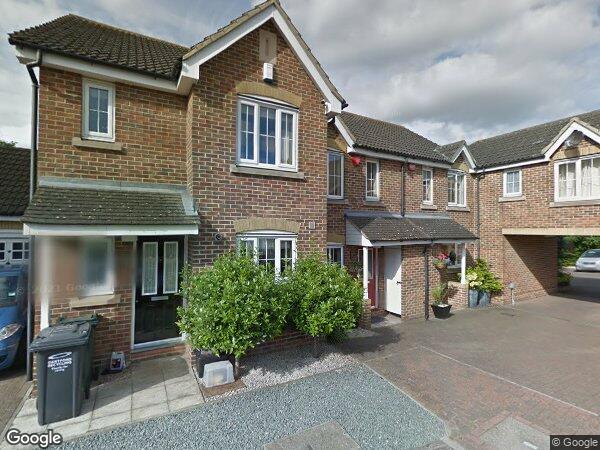 House Moore Close in Dartford