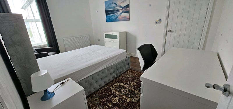 Room Stourbridge Road in Brierley Hill