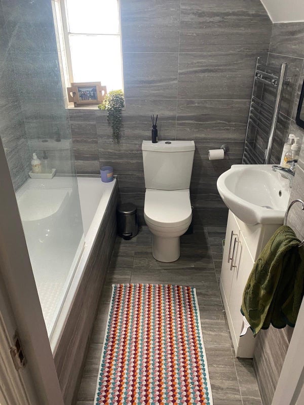 Room Lavender Hill in Greater London