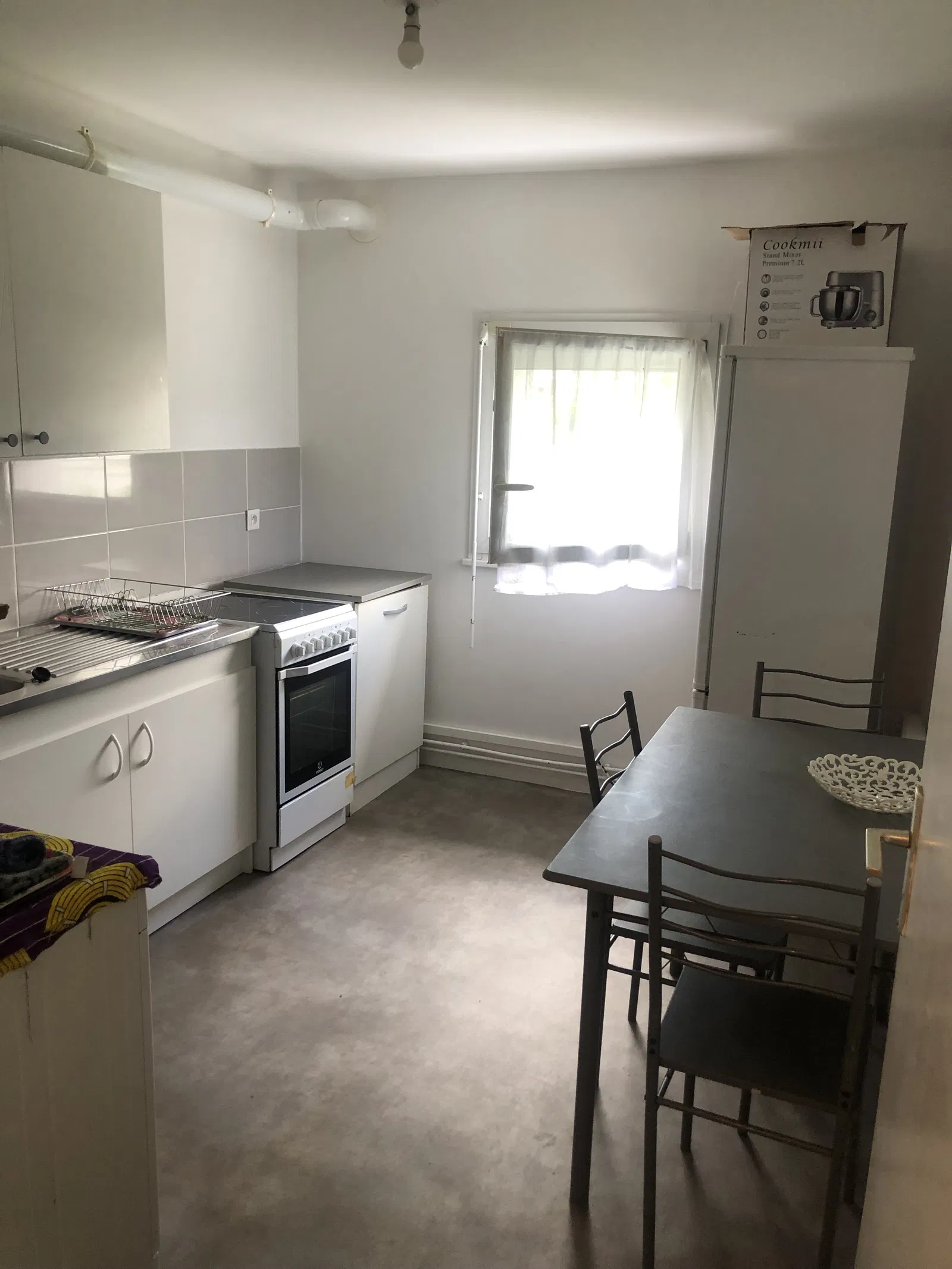 Chambre Place Gustave Courbet à Savigny-le-Temple