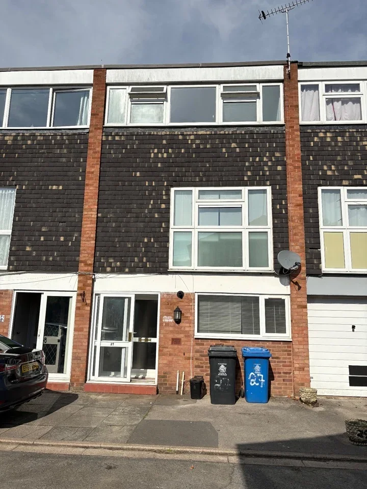 House Windrush Way in Maidenhead