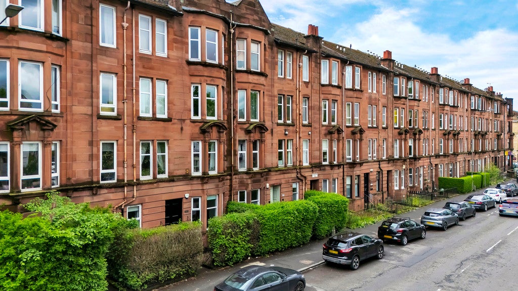 Flat Dumbarton Road in Glasgow