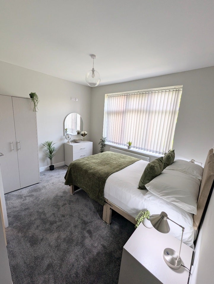 Room Derwent Street in Stoke-on-Trent