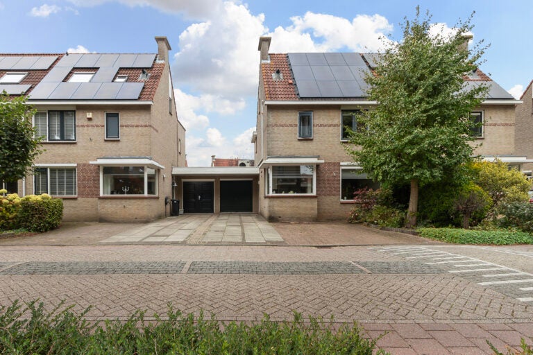 Huis Pinksterbloemlaan 2651 MK in Berkel en Rodenrijs