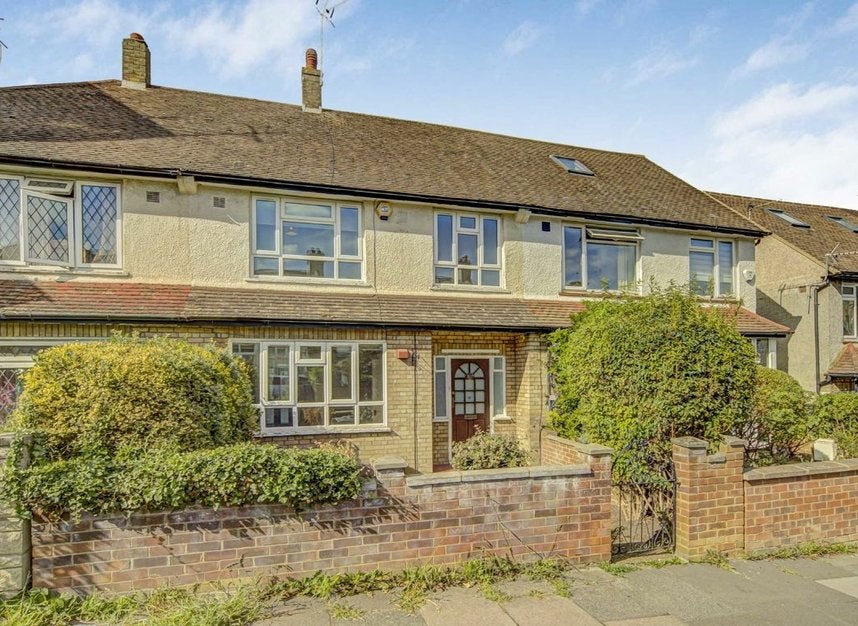 House Trinity Rise in Greater London