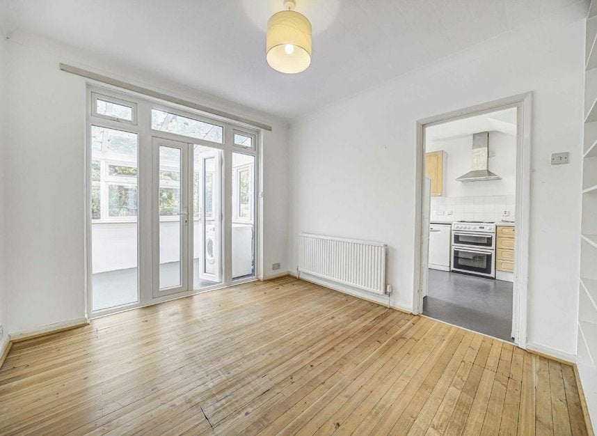 House Trinity Rise in Greater London