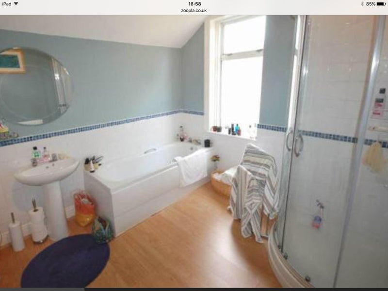Room Sneinton Hollows in Nottingham