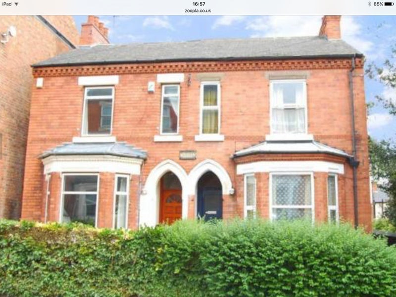 Room Sneinton Hollows in Nottingham