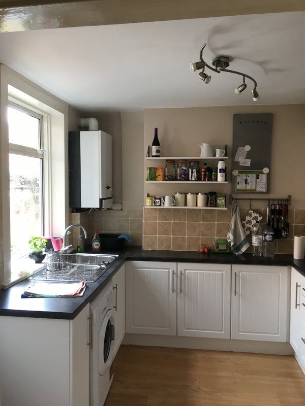 Room Sneinton Hollows in Nottingham