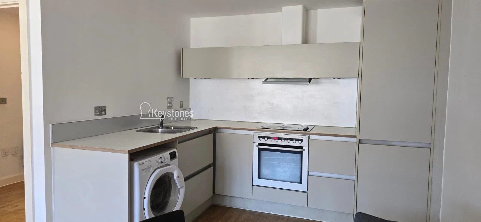 Flat Hereford Road in Greater London