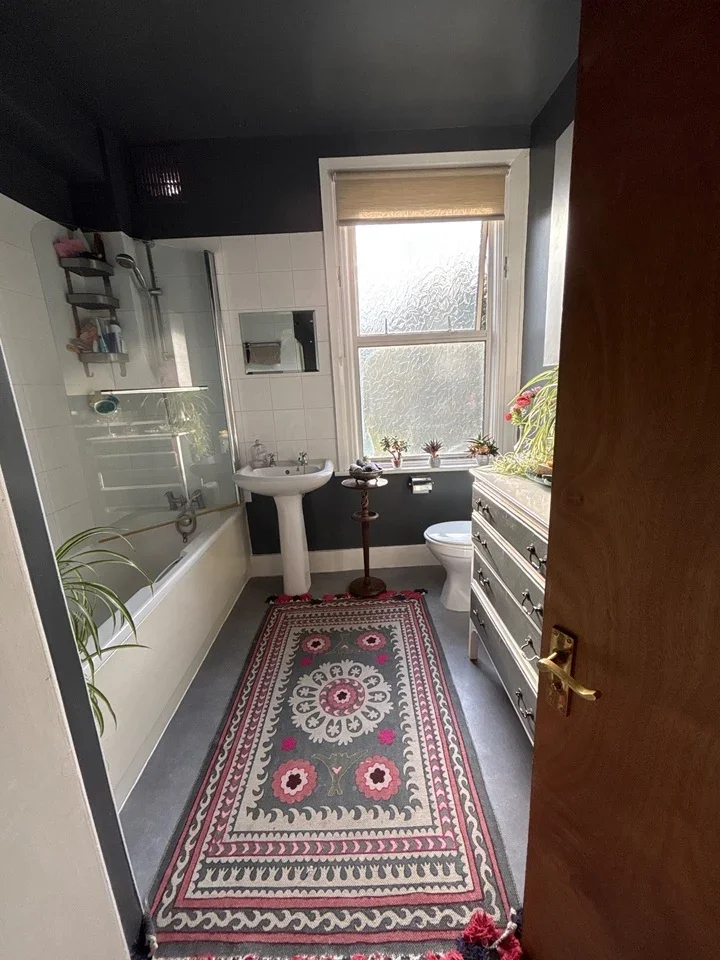 Room Norfolk Road in Greater London