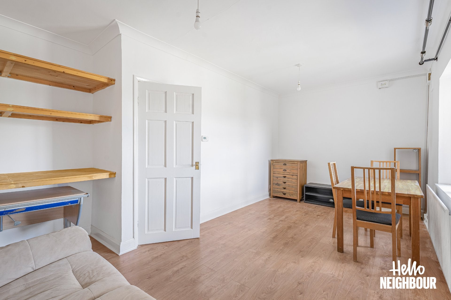Flat Lordship Lane in Greater London