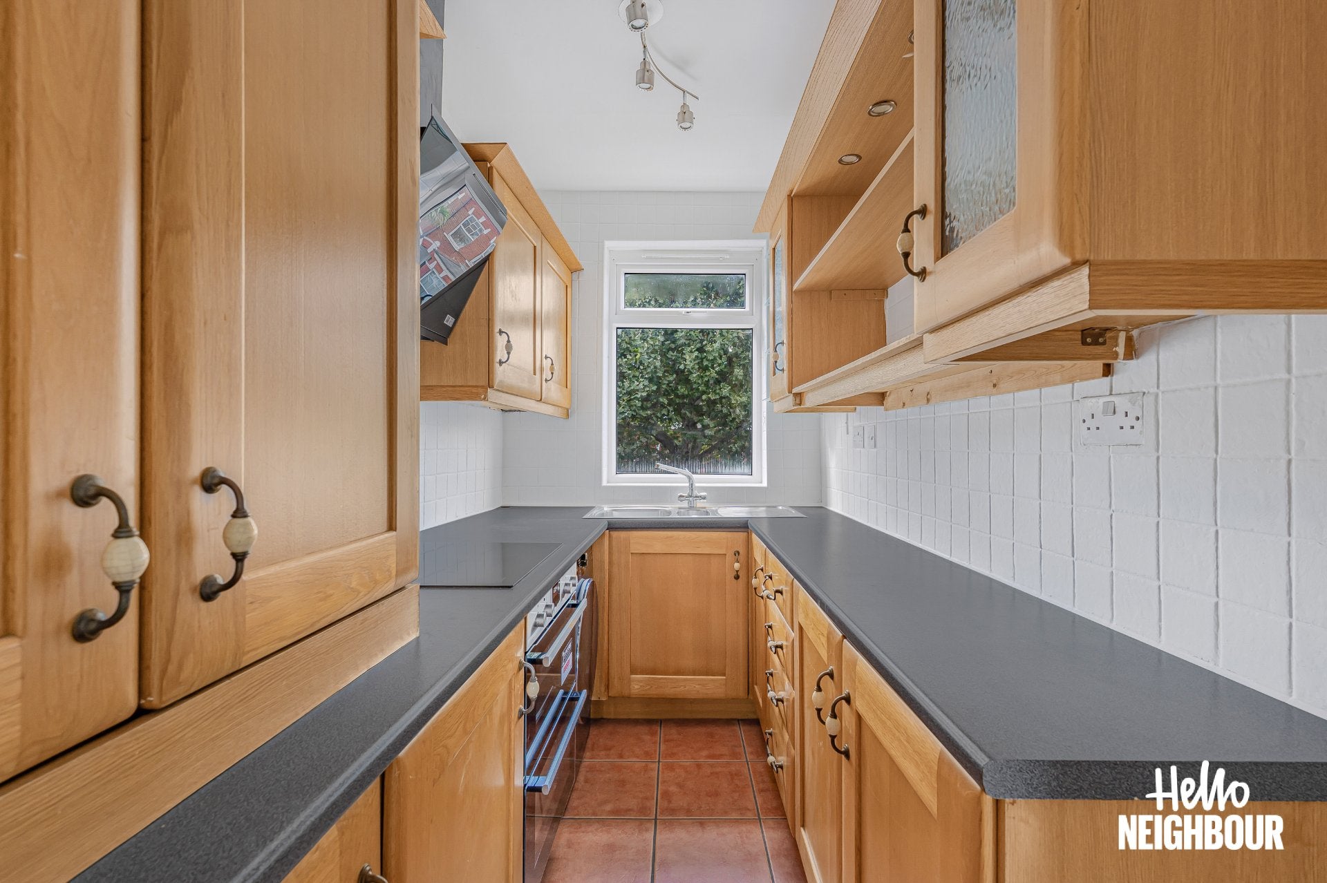 Flat Lordship Lane in Greater London