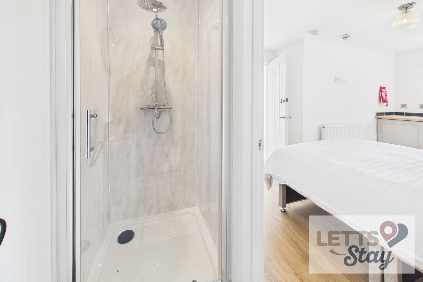 Room Tapton View Road in Chesterfield