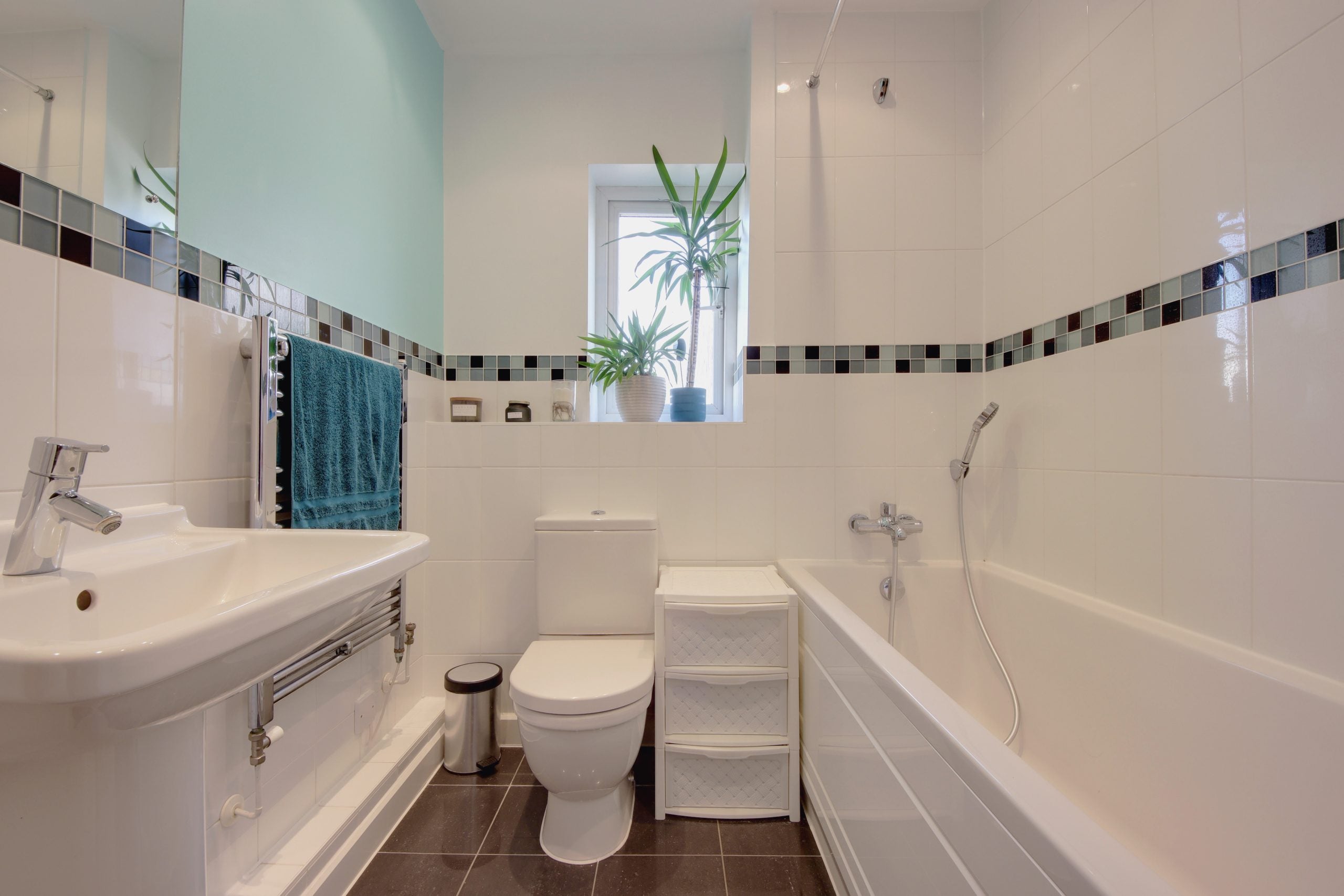 Flat Modena Mews in Watford
