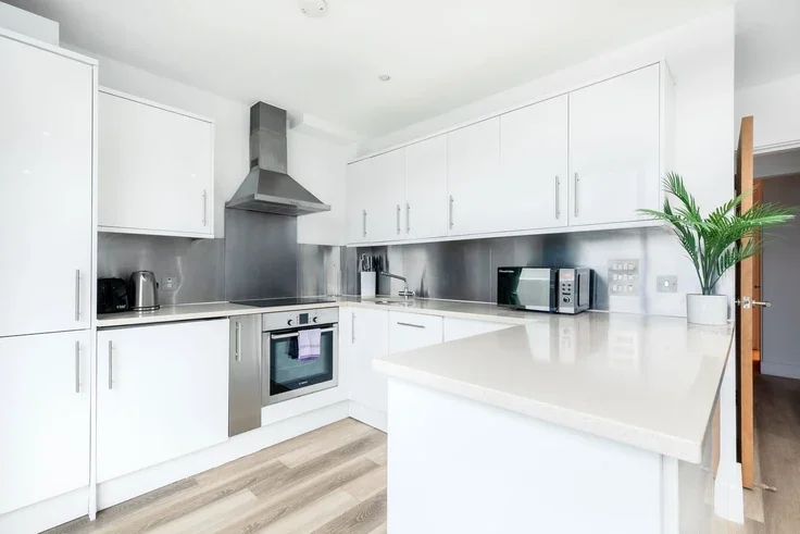 Flat Nevern Place in Greater London