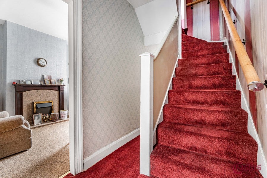 House Medcalf Road in Greater London