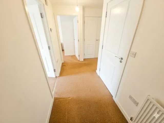 Flat Blake Avenue in Basildon