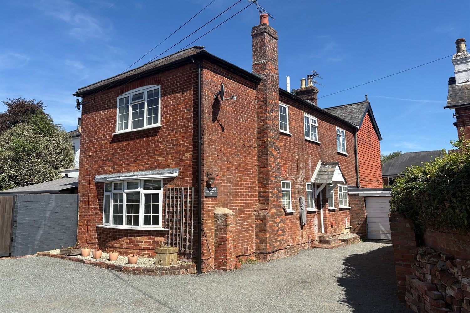 House Barham Road in East Hampshire