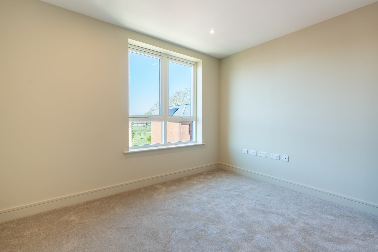 Flat Lapidge Drive in Greater London